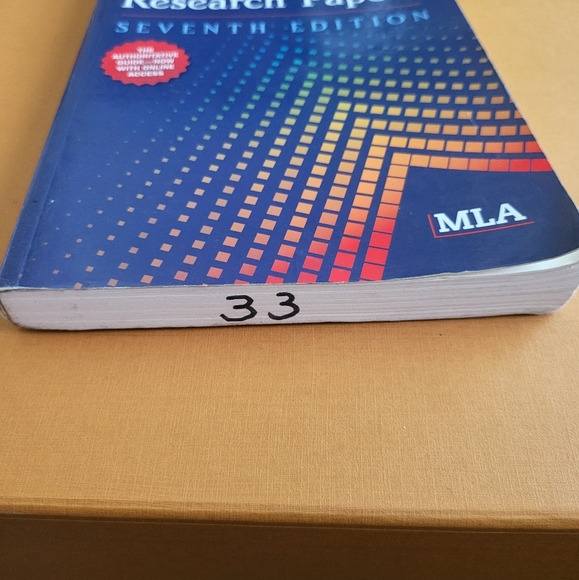 MLA Handbook for Writers of Research Papers, 7th Edition-Paperback - Picture 4 of 9